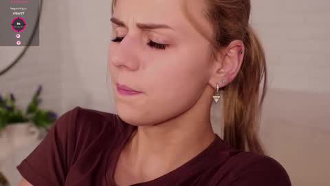 Im Wendy online show from September 29, 8:25 pm