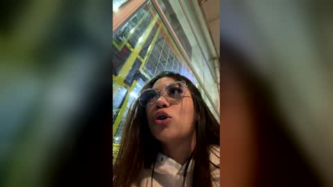 Wendy online show from March 13, 2:13 am