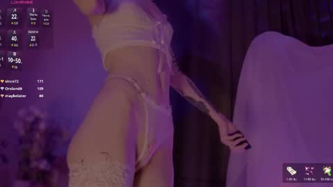 Wendy online show from April 12, 8:00 pm