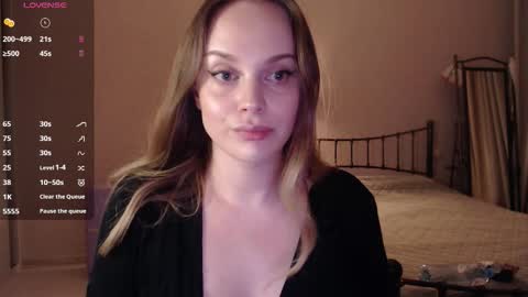 Lana online show from September 10, 5:46 pm