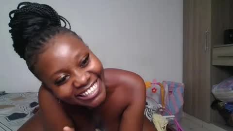 wet_pussieyy online show from July 6, 10:53 am