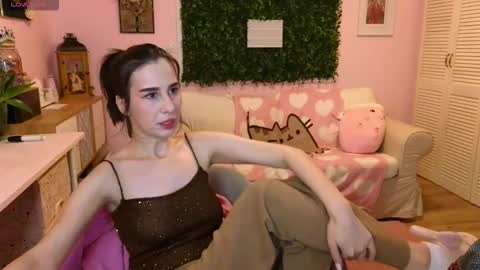 Victoria Maria online show from February 19, 2:11 am