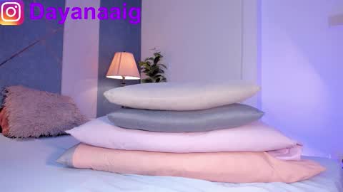 Sara  online show from February 24, 11:58 pm