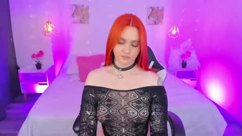 whiteatenea online show from October 3, 7:13 am