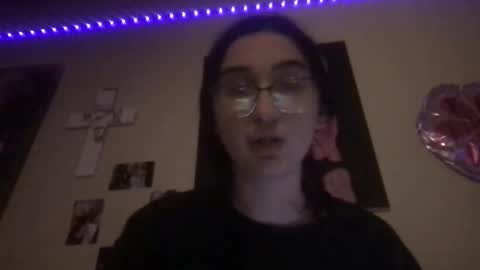 whoami1896 online show from October 24, 9:33 pm