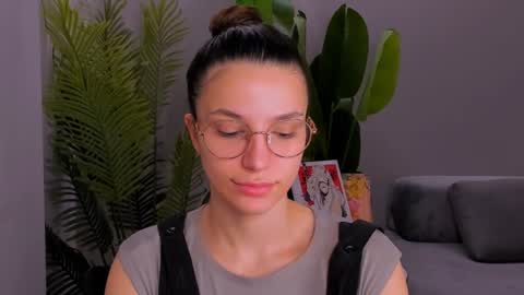 whoislulu online show from January 17, 7:27 pm