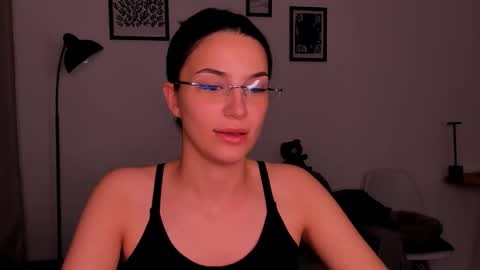 whoislulu online show from September 27, 9:33 pm