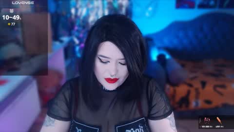 Snapshot of wickedxqueen chatting on January 25, 8:00 am Laura  online show from January 25, 8:00 am
