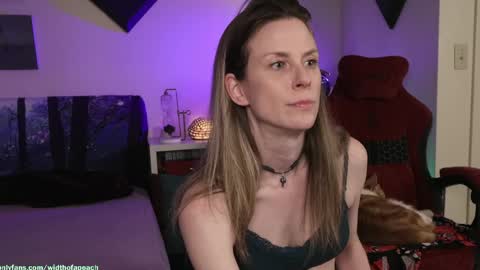 Gretchen online show from April 19, 2:44 am