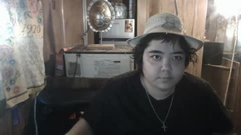 wigper online show from March 2, 11:21 pm