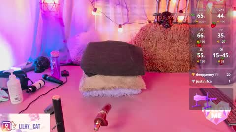 Lily  online show from November 1, 9:52 pm