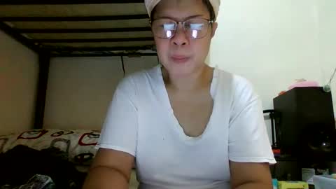 WildChick online show from February 17, 8:35 am