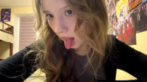 Olivia online show from January 18, 4:03 pm