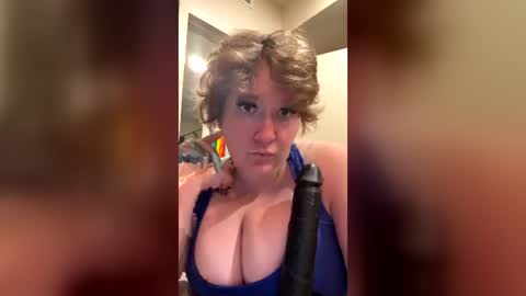 willowwarmth online show from June 24, 8:57 am