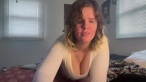 Moth online show from February 5, 5:21 pm