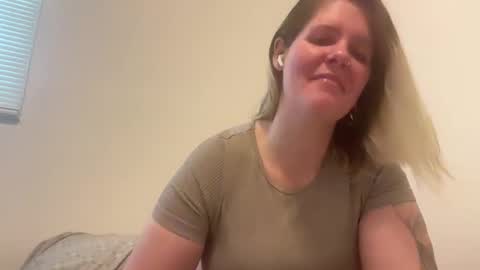 Moth online show from December 4, 5:11 pm