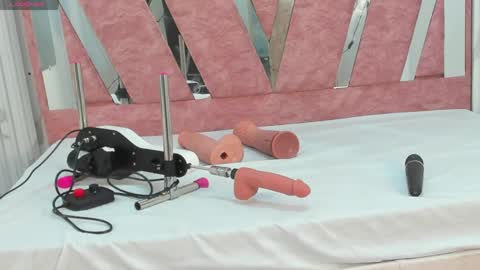 wonderkloe_ online show from April 16, 3:18 am