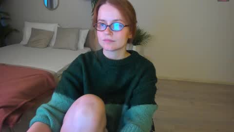 Snapshot of wow_luvng chatting on October 4, 2:22 pm Rebecy online show from October 4, 2:22 pm