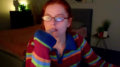 Snapshot of wow_luvng chatting on October 22, 1:49 pm Rebecy online show from October 22, 1:49 pm