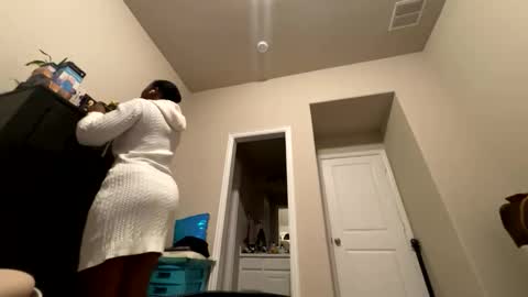 Wynter Heat online show from November 2, 9:02 am