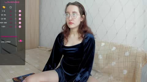 Snapshot of x_purr_agatha_x chatting on March 10, 3:12 am Agatha online show from March 10, 3:12 am