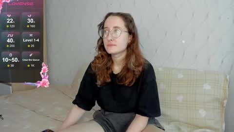 Snapshot of x_purr_agatha_x chatting on September 15, 2:42 am Agatha online show from September 15, 2:42 am