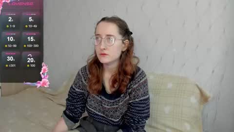 Snapshot of x_purr_agatha_x chatting on September 17, 2:20 am Agatha online show from September 17, 2:20 am