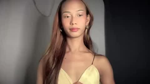 Cassandra online show from December 17, 12:16 am