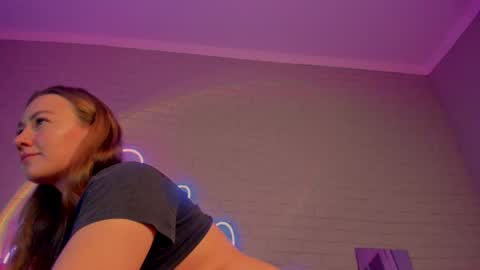 Snapshot of xbetty_coyx chatting on December 10, 3:12 pm Betty online show from December 10, 3:12 pm