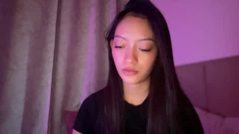 Sachi Cy online show from April 14, 2:39 pm