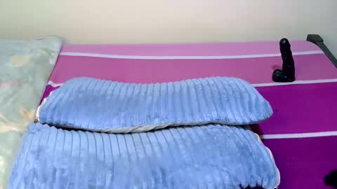 xeenah online show from January 5, 8:34 pm