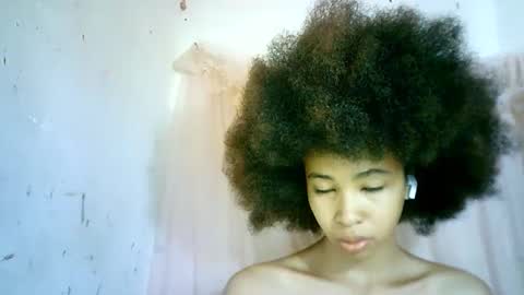 xenna610827 online show from February 19, 5:49 am