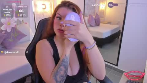 X I M E N A  online show from April 14, 7:47 pm