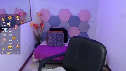Ximena online show from May 12, 4:13 pm