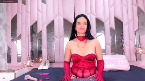 xiomarasmith_2 online show from March 7, 5:08 am