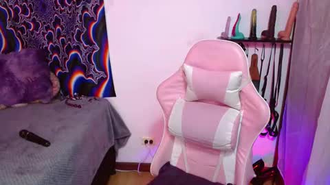 xizette online show from October 14, 5:48 pm