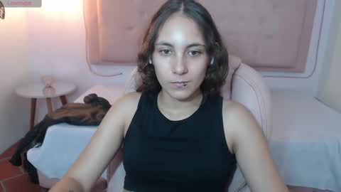 Snapshot of xlunna chatting on March 12, 8:41 pm lunna online show from March 12, 8:41 pm