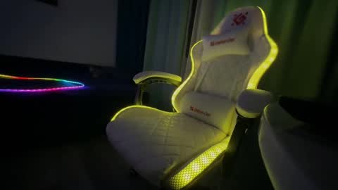 XMollyLoveX online show from May 21, 6:50 pm