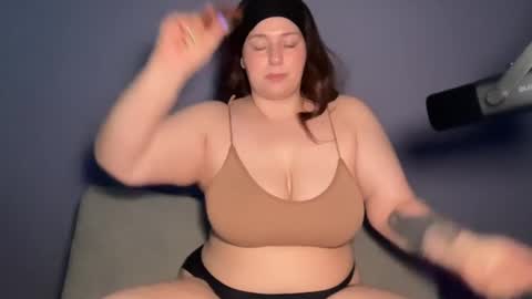 Bambi online show from March 14, 1:50 am