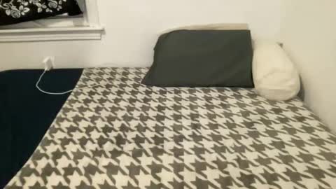 Becca online show from November 3, 5:55 am