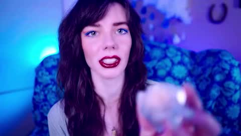 Bella Bondai online show from October 25, 6:54 am