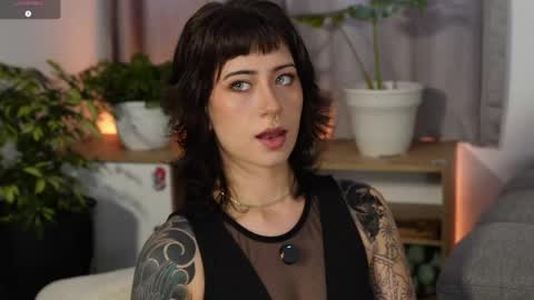 Blue online show from April 16, 10:01 pm