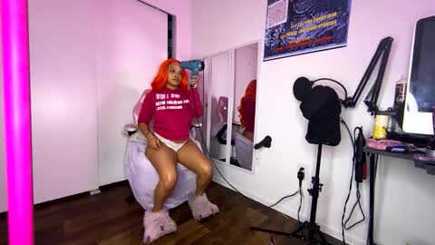 xStarGazingx online show from November 8, 8:41 am