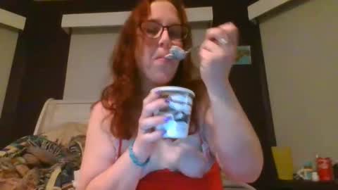 xxfrecklez online show from September 18, 2:43 am