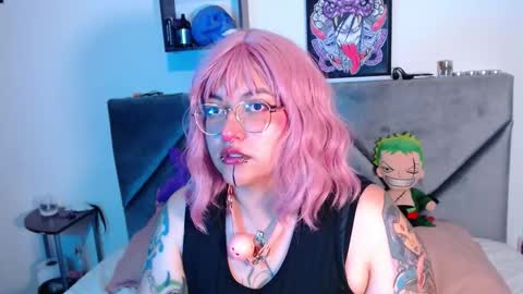 xxgreengoodxx online show from January 14, 10:37 pm