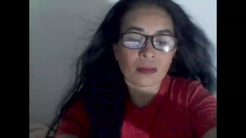 yakissmit online show from May 18, 7:42 pm