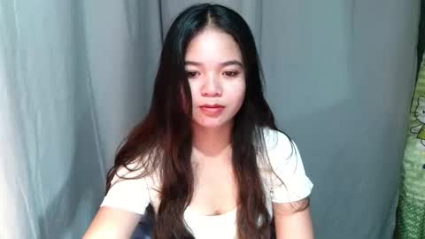 YANA online show from March 17, 2:43 pm