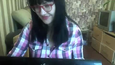 yanafiesta online show from November 10, 11:05 am