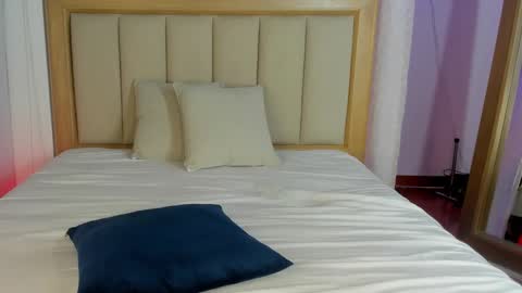 YANDRA CELIS online show from February 3, 2:53 am