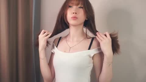 Rin  online show from May 23, 9:40 am